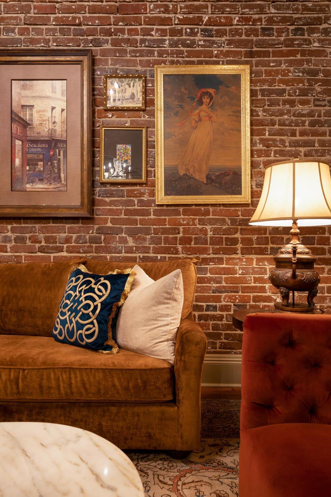 Hotel Cleo, Knoxville Downtown, A Tribute Portfolio Hotel Exterior photo